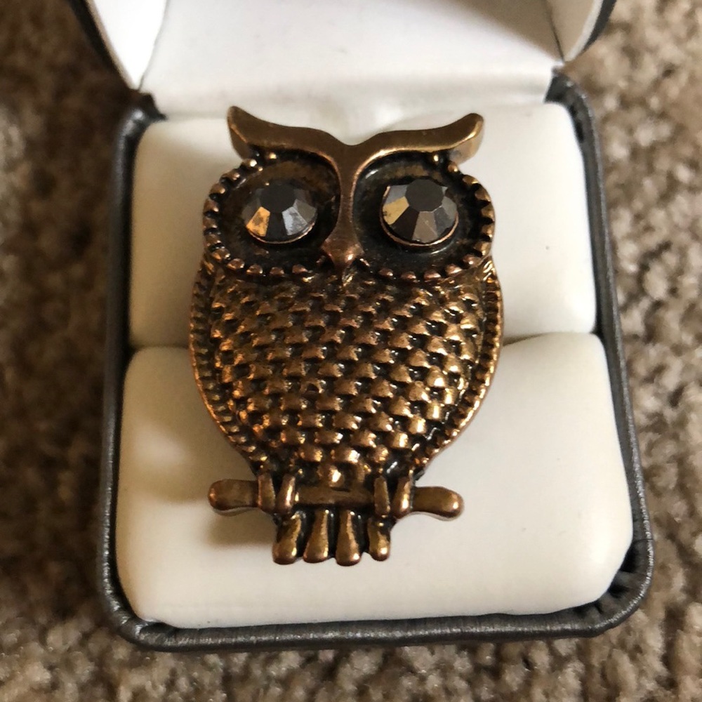 Brass Tone  Owl Ring